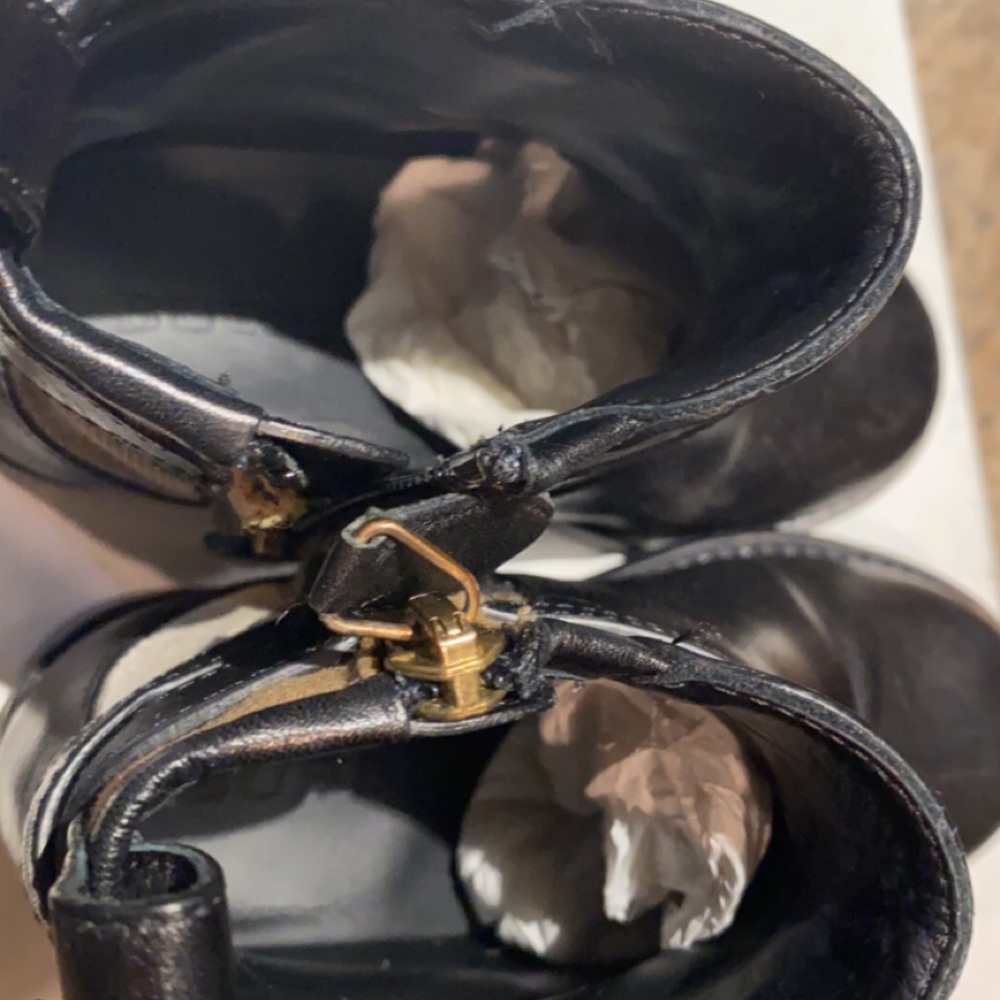 Children’s Burberry booties - Picture 5 of 7
